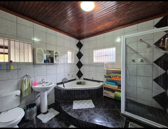 4 BEDROOM HOUSE FOR SALE IN SASOLBURG EXT 12